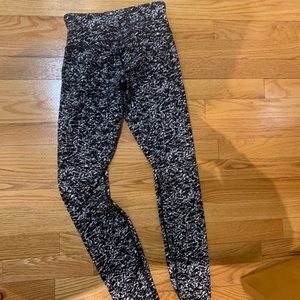 Lululemon size 4 Leggings